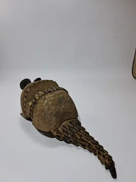 Portacelular de cachicamo